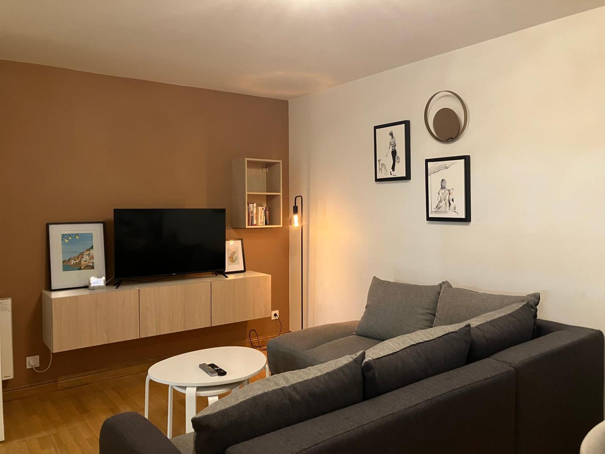 Appartement Avec Parking & Linge Inclus & Local Velos 블루아 외부 사진